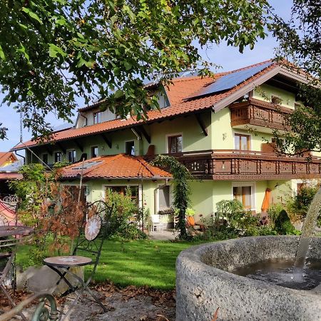 Pension Holzapfel Sankt Georgen im Attergau Extérieur photo