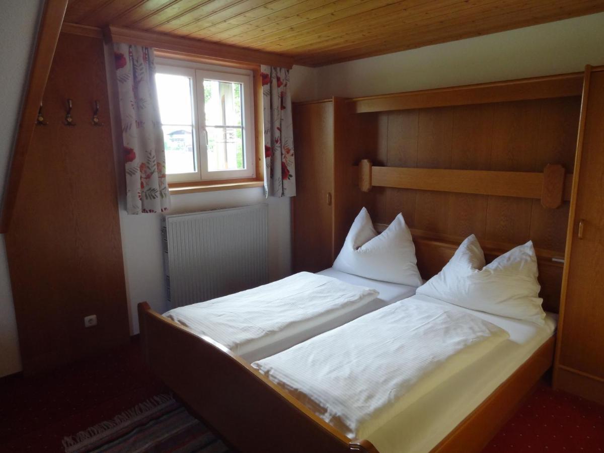 Pension Holzapfel Sankt Georgen im Attergau Extérieur photo
